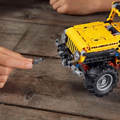 レゴ(LEGO) テクニック ジープ(R) ラングラー 42122 |ジャンルで探す