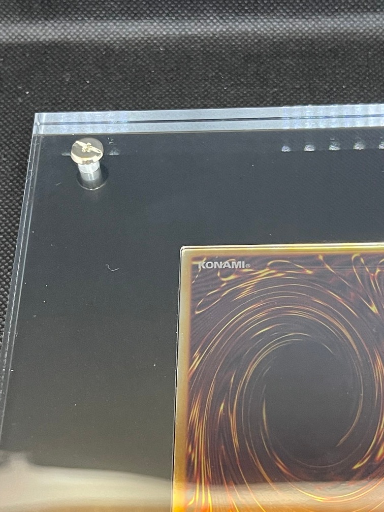 プラチナ『青眼の白龍(英語版/Platinum Blue-Eyes White Dragon