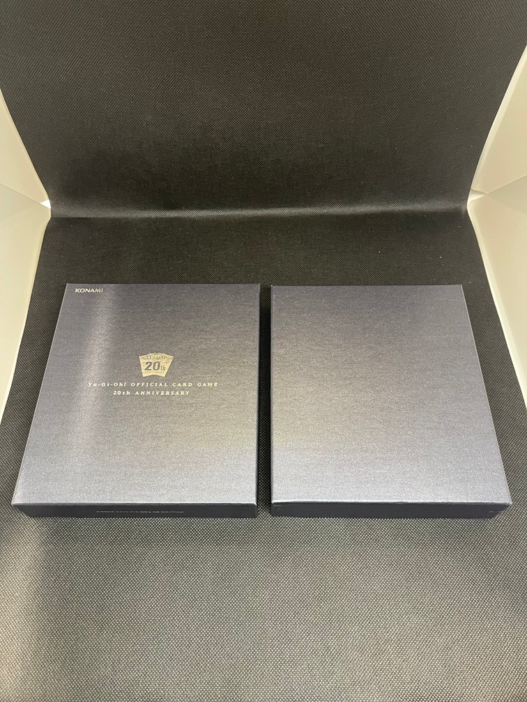 純銀製『青眼の白龍(20thANNIVERSARYSILVEREDITION)』(証明書付き