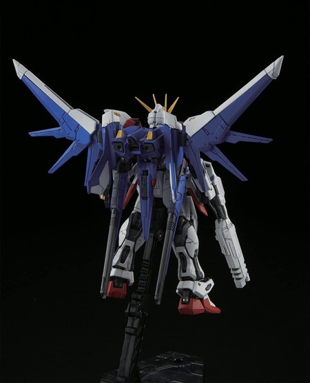 新品未開封】1/144 RG GAT-X105B/FP ビルドストライクガンダム