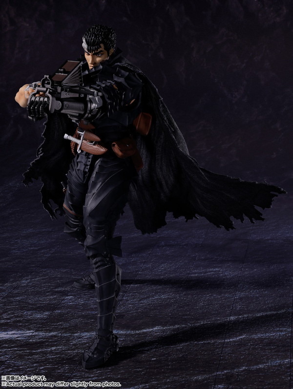 新品未開封】S.H.フィギュアーツ ガッツ（狂戦士の甲冑） 「ベルセルク