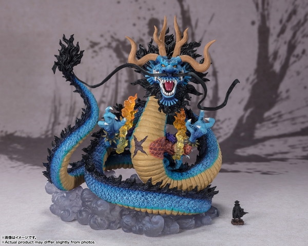 送料無料対象外】フィギュアーツZERO ［超激戦］百獣のカイドウ -双龍