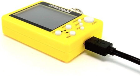 テトリス社公式ライセンス製品】キーホルダー型携帯ゲーム機「テトリス
