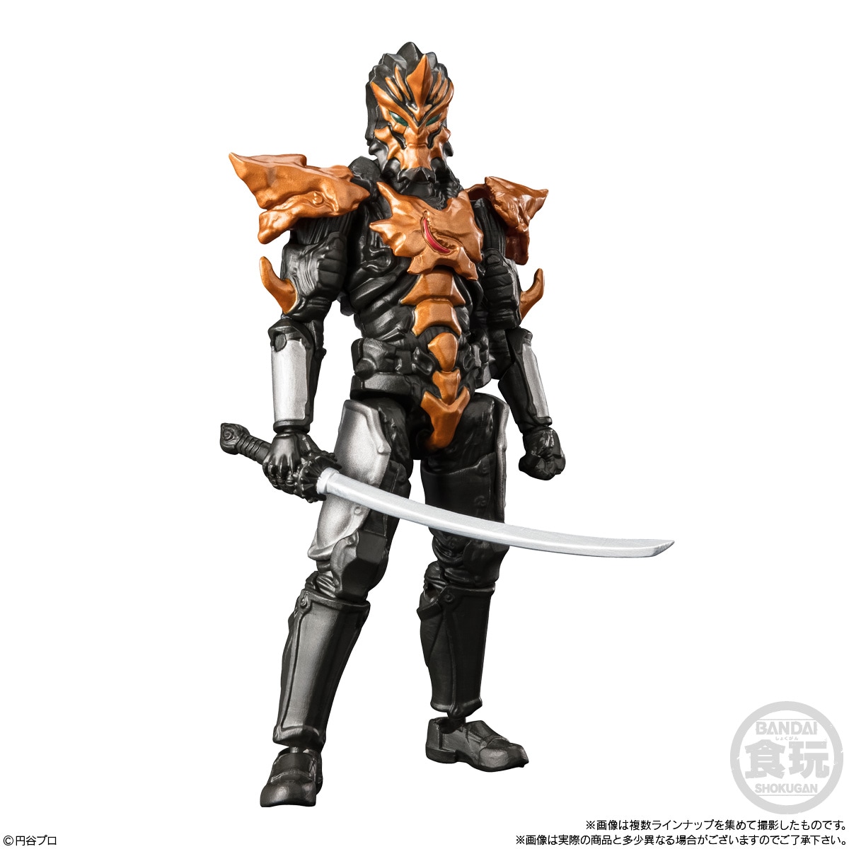 2023年2月発売 予約商品】【BOX】超動αウルトラマン8 10個入り (食玩