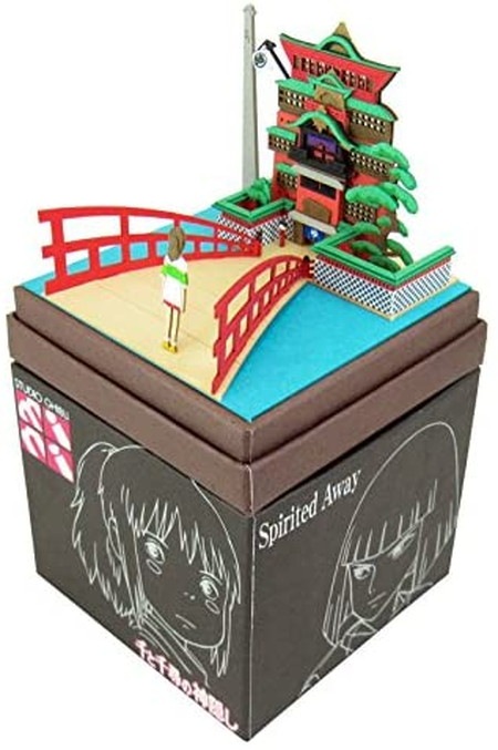 新品未開封】模型 スタジオジブリmini 千と千尋の神隠し 油屋と千尋