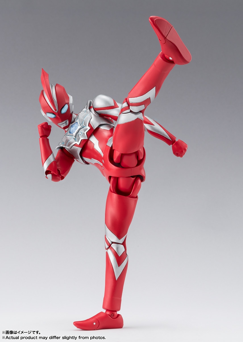 新品未開封】S.H.フィギュアーツ ウルトラマンオメガ 「ウルトラマン