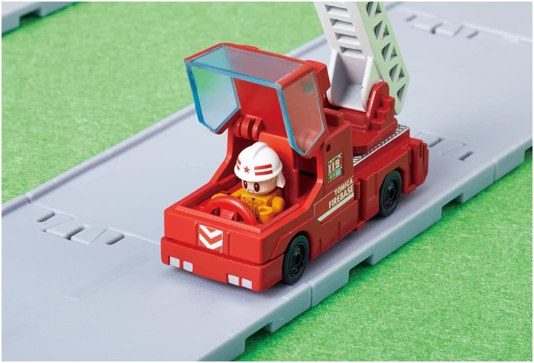 トミカ トミカタウン 出動! 消火! レスキューベース ミニカー 車