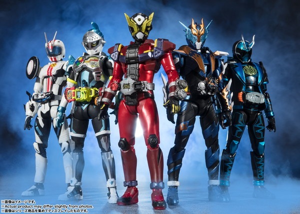 新品未開封】S.H.フィギュアーツ 仮面ライダーマッハ 平成