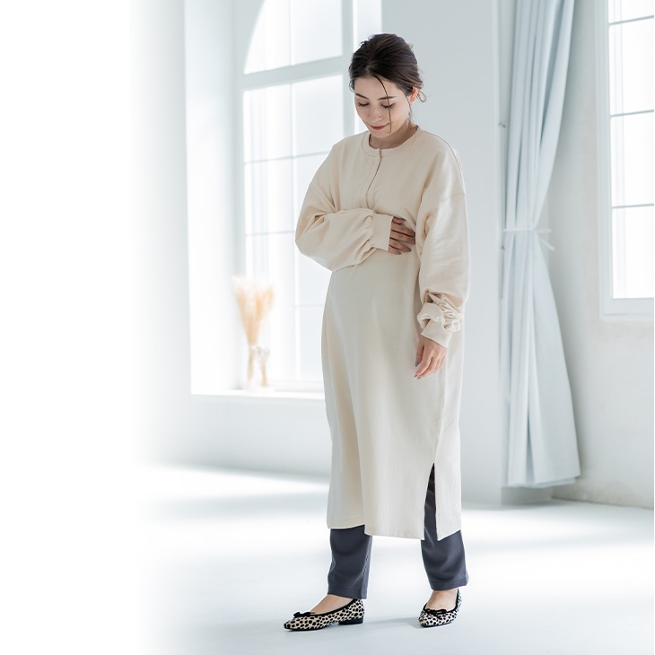 【OUTLET SALE 50%OFF!!】授乳ゆったりスウェットワンピース【マタニティ服／授乳服】21d53