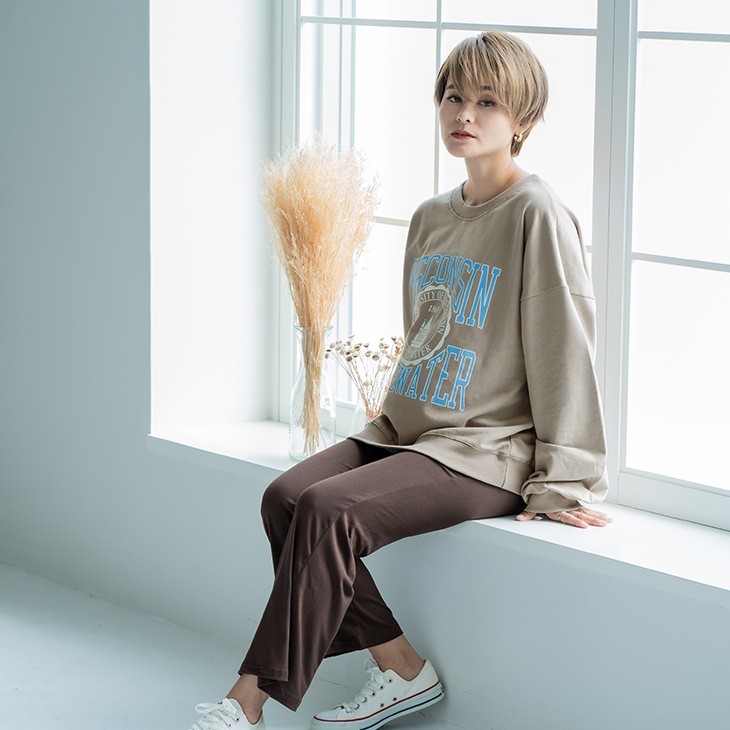 【OUTLET SALE】カレッジロゴトレーナー【マタニティ服】21d12