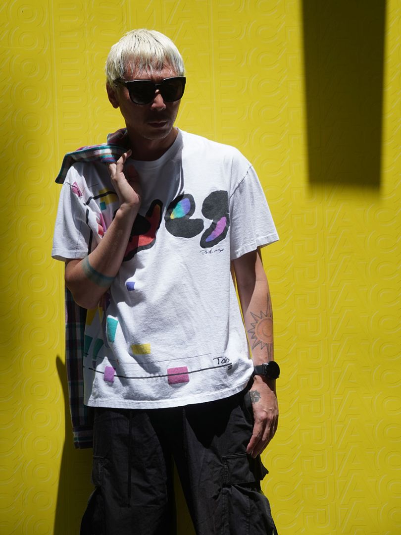 90'S HANES YES ''TALK'' T SHIRT WHITE (SIZE.X LARGE) MADE IN USA PETER MAX