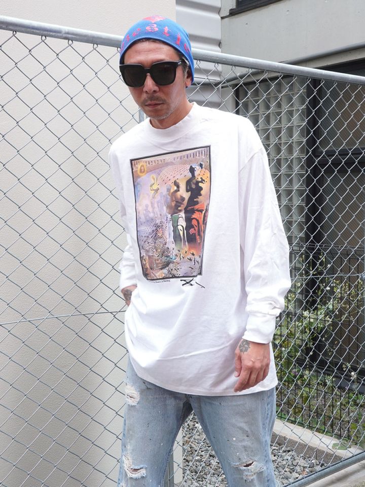 90'S ONEITA SALVADOR DALI ''THE HALLUCINOGENIC TOREADOR'' L/S T SHIRT WHITE (SIZE.XX LARGE) NOS