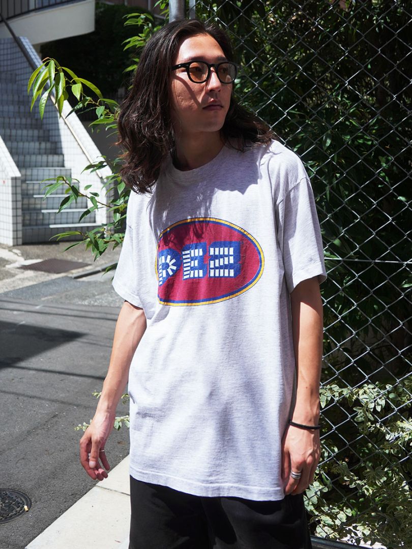 90's FRUIT OF THE ROOM ''PEZ'' ロゴプリント Tシャツ グレー 表記(XL) USA製 