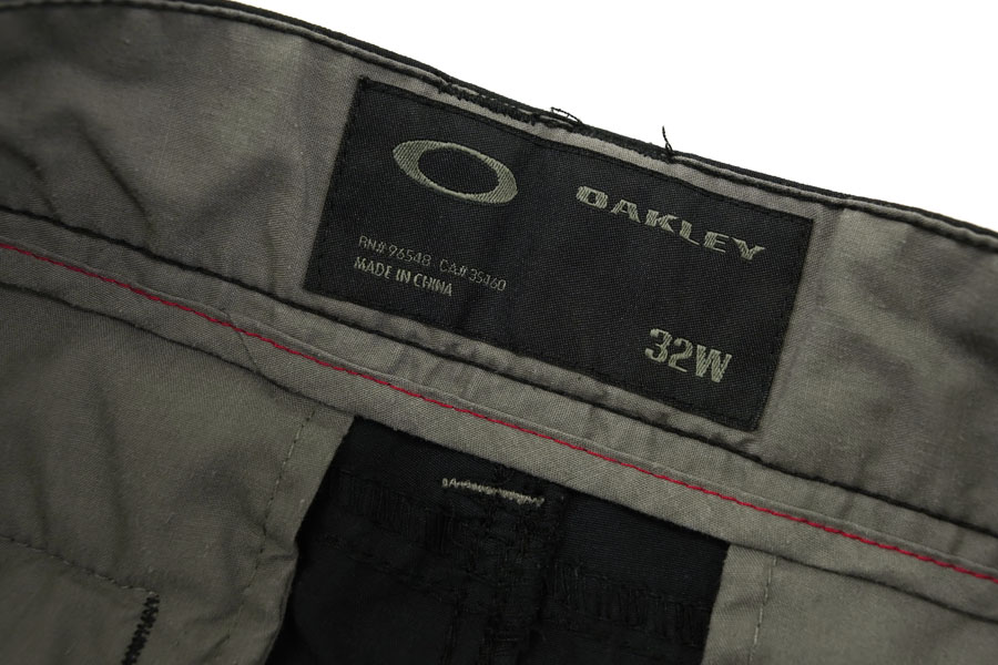 OAKLEY 刺繍ロゴ スパンデックスショーツ 表記(32)