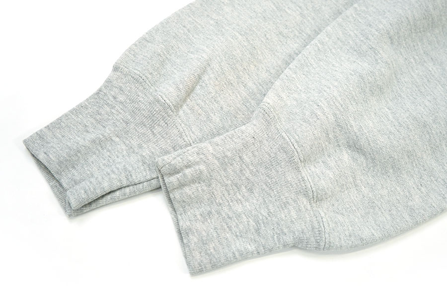 90's 刺繍タグ チャンピオンRW ''YALE'' 貼り付けロゴ 表記(XL) USA製