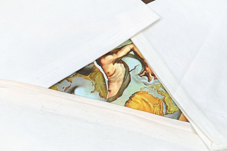 90's JERZEES SALVADOR DALI ''GEOPOLITICUS CHILD WATCHING THE BIRTH OF THE NEW MAN'' アートTシャツ 白 NOS