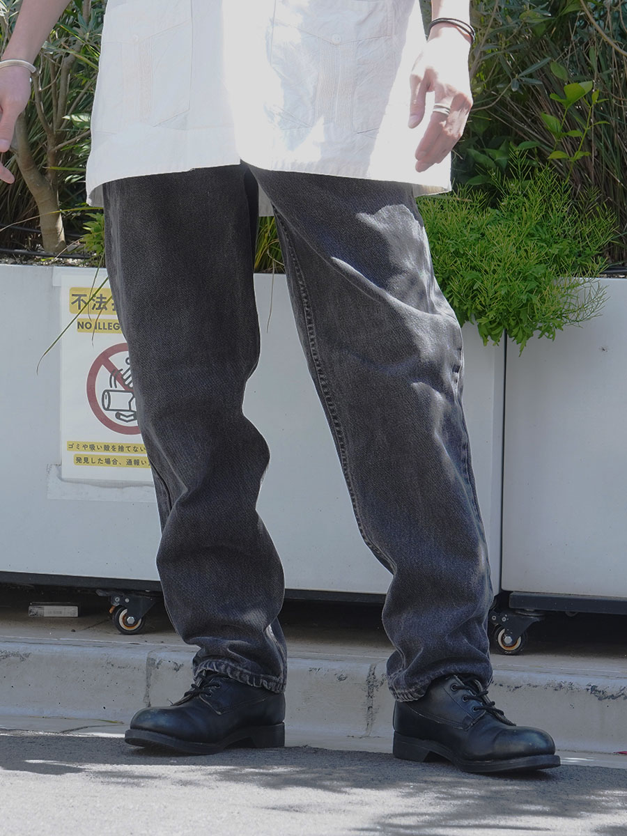 90'S LEVI'S 550 BLACK JEANS (SIZE.W34 L30) 