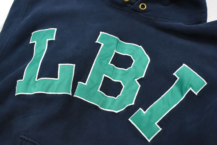 90's 刺繍タグ チャンピオンRWパーカ ''LBI'' 貼り付けロゴ 表記(L) USA製