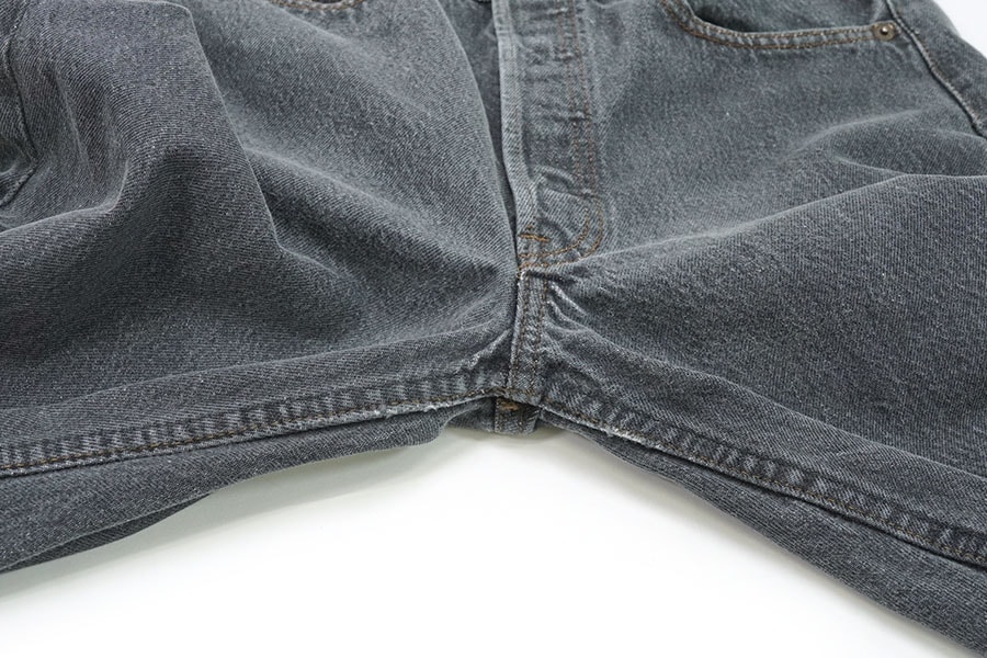 90's LEVI'S 501 先染めブラック デニムパンツ 実寸(W30.5 L30位) USA製