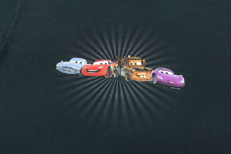 00's GILDAN ''カーズ2'' 両袖プリント入り Tシャツ ブラック 表記(L)