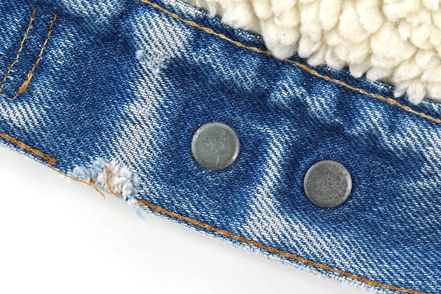 70's Levi's 70605 デニムボアジャケット 実寸(L位) 袖薄ヒゲ