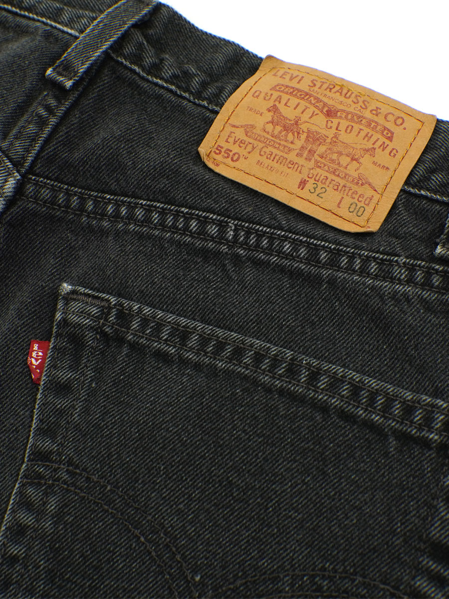 90'S LEVI'S 550 BLACK DENIM SHORTS (SIZE.W32 L00) MADE IN USA