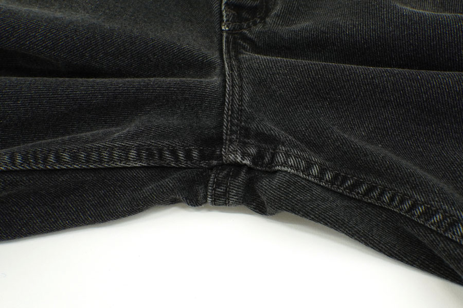 90'S LEVI'S 550 BLACK DENIM SHORTS (SIZE.W32 L00) MADE IN USA