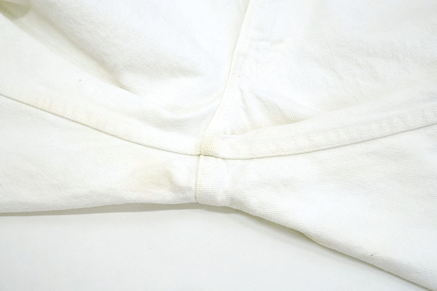90'S LEVI'S 550 WHITE DENIM SHORTS (SIZE.W34 L00) MADE IN USA