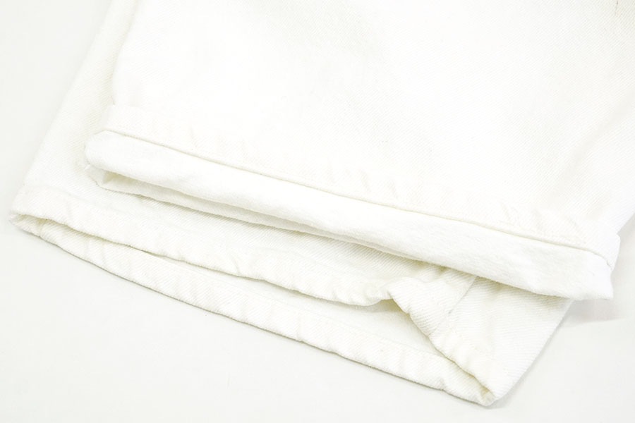 90'S LEVI'S 550 WHITE DENIM SHORTS (SIZE.W34 L00) MADE IN USA