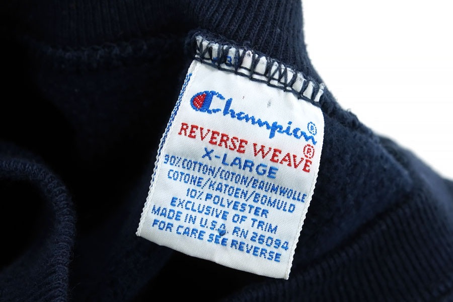 90'S CHAMPION REVERSE WEAVE ''COLUMBIA FOOTBALL'' #68 (SIZE. X LARGE) MADE IN USA