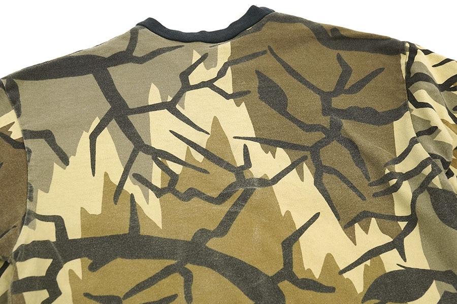90's PREDATOR CAMOUFLAGE L/S ポケットTシャツ 表記(M) USA製