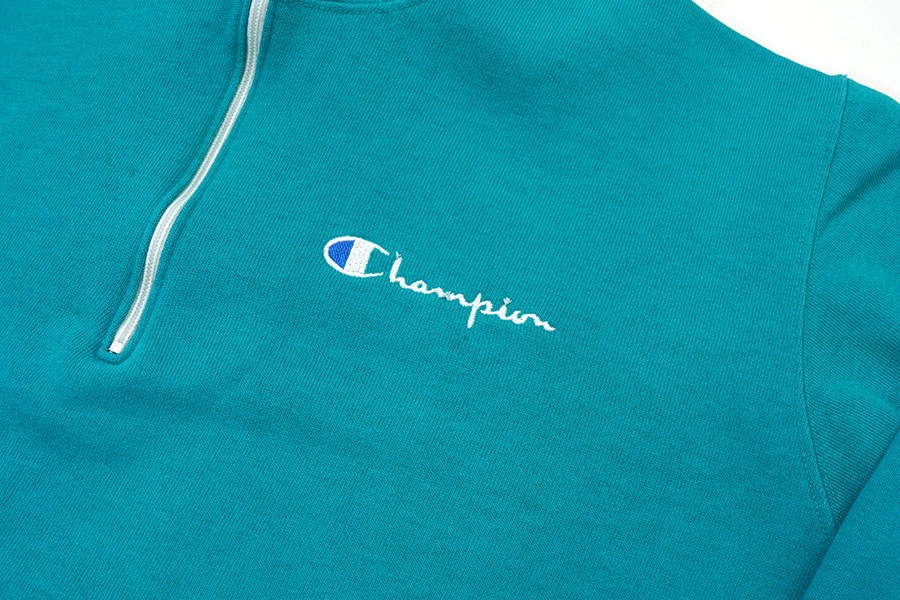 90'S CHAMPION HALF ZIP SWEAT SHIRT (SIZE. ONE SIZE FITS ALL) MADE IN USA