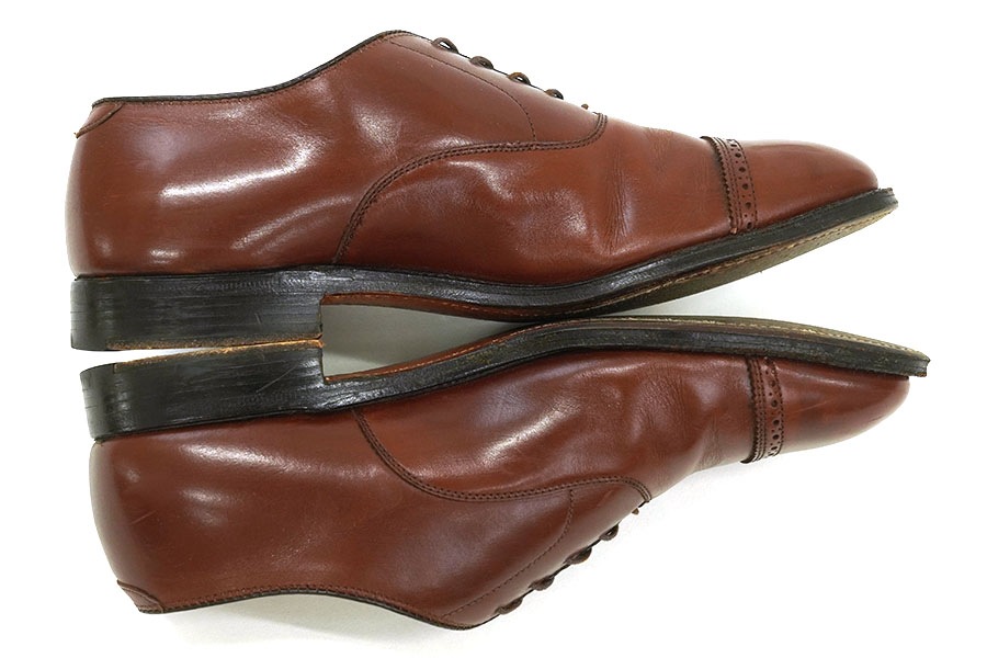 サントーニ　#4112　パンチドキャップトゥ　レザーシューズ　サイズ9　ブラウン ALDEN 900 パンチドキャップトゥ レザーシューズ ブラウン 表記(9 1/2