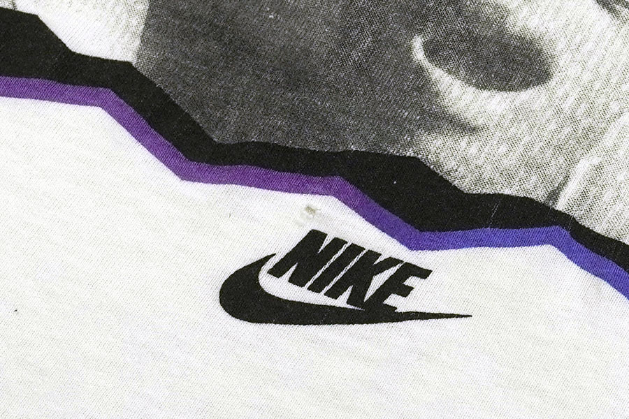 90'S NIKE SHE'S GOTTA HAVE IT ''LOOK MOMI CAN FLY!'' T SHIRT WHITE (SIZE.MEDIUM) MADE IN USA