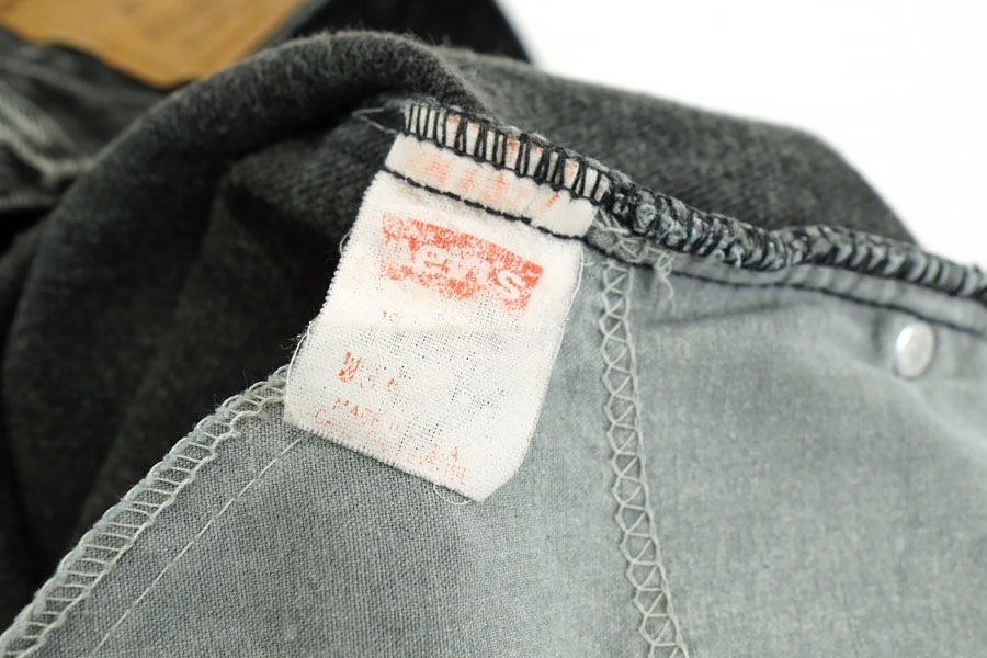90'S LEVI'S 560 BLACK DENIM SHORTS (SIZE. W34 L00) MADE IN USA