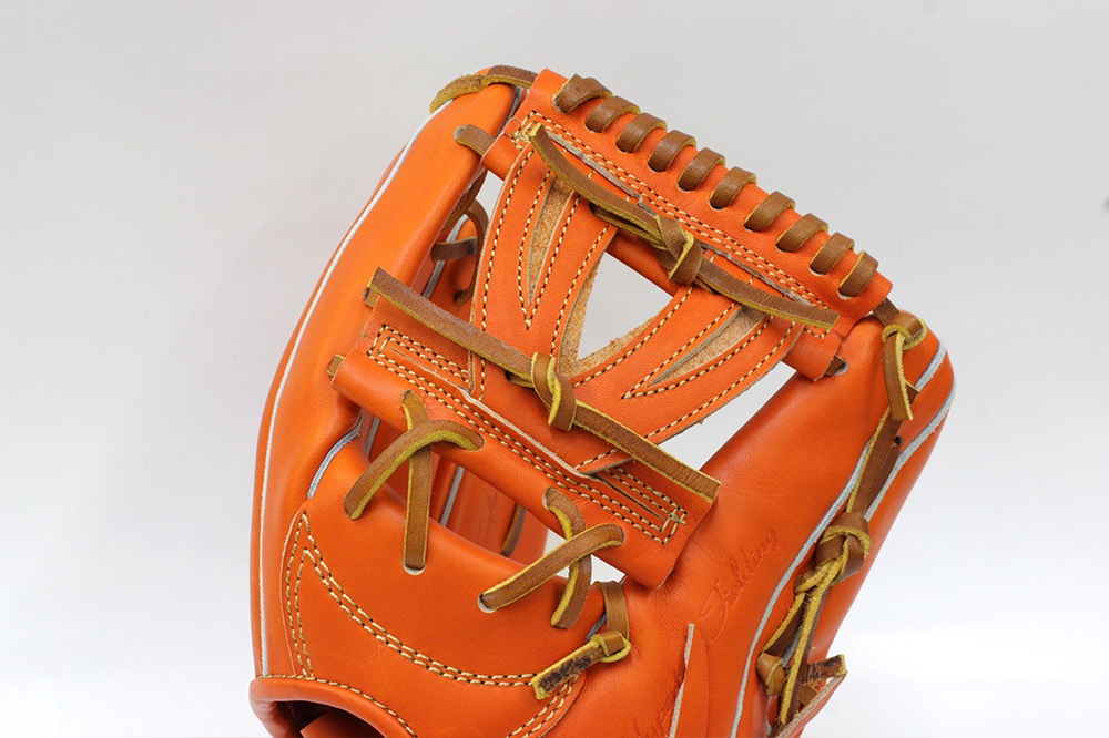 209.ハイゴールド硬式グラブ ハイゴールド 技極 硬式 グローブ 遊撃手・二塁手用 右投 WKG