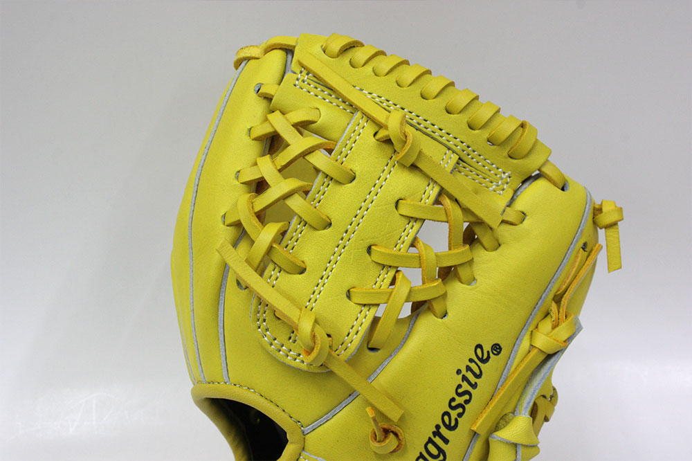 平塚市 K.W選手 久保田スラッガー オーダー 内野手用 SSJ3 G