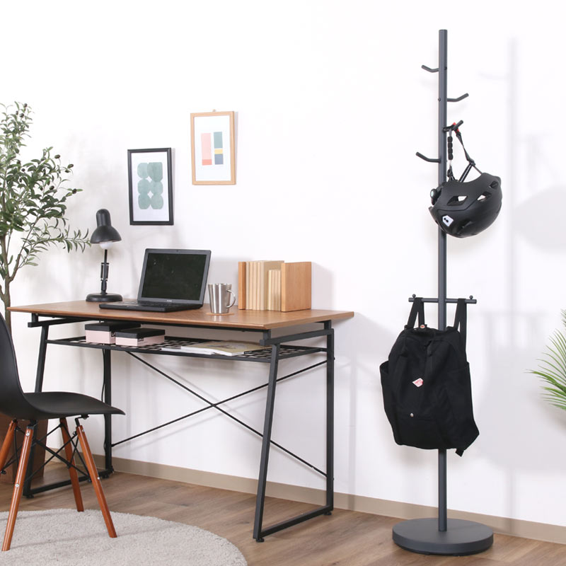 バックスタンド付きポールハンガー パウリ｜B-COMPANY公式オンライン