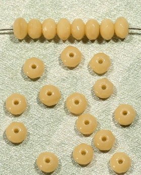 チェコビーズ FP ドーナツ 3×5mm オパックベージュ ファイアポリッシュ変形 アクセサリー ハンドメイド 手芸 パーツ ビーズ ガラス ガラスビーズ|ファイアポリッシュ変形|チェコビーズ