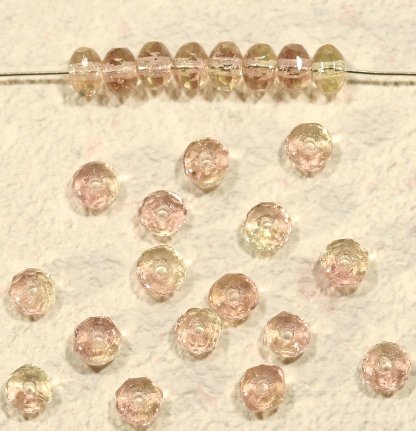 【アウトレット】チェコビーズ FP ドーナツ 3×5mm グリーン/ピンク ファイアポリッシュ変形 アクセサリー ハンドメイド 手芸 パーツ ビーズ ガラス ガラスビーズ|ファイアポリッシュ変形|チェ