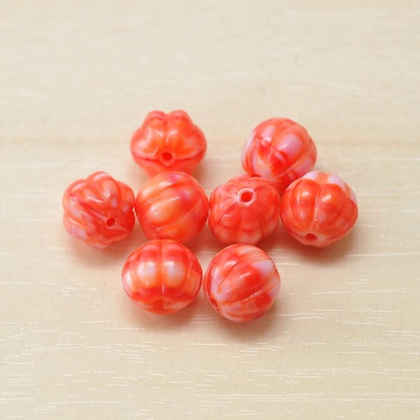 【アウトレット】チェコビーズ パンプキン８ミリ マーブルコーラル【プレストビーズ変形/パンプキン/8mm/アクセサリーパーツ/ハンドメイドパーツ】|プレストビーズ変形|チェコビーズ