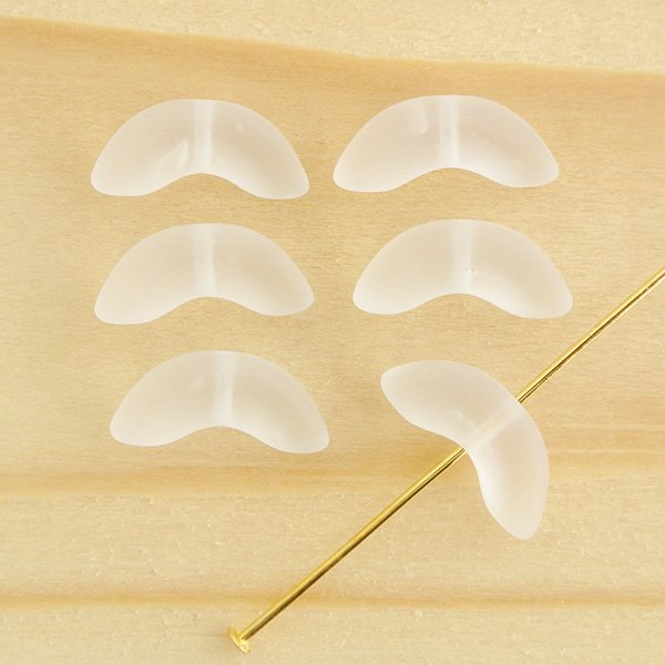 チェコビーズ エンジェルウィング 15x5mm クリスタルマット 6個【プレストビーズ変形/プレストビーズ変形その他/アクセサリーパーツ/ハンドメイドパーツ】|プレストビーズ変形|チェコビーズ