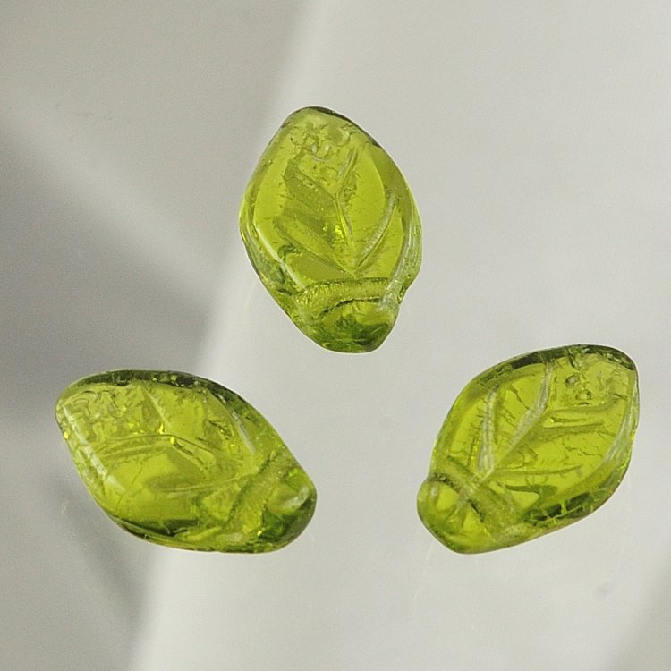 チェコビーズ リーフ12/7mm オリーブ フラワー&リーフ ガラス ビーズ アクセサリー ハンドメイド パーツ 手芸|フラワー&リーフ|チェコビーズ