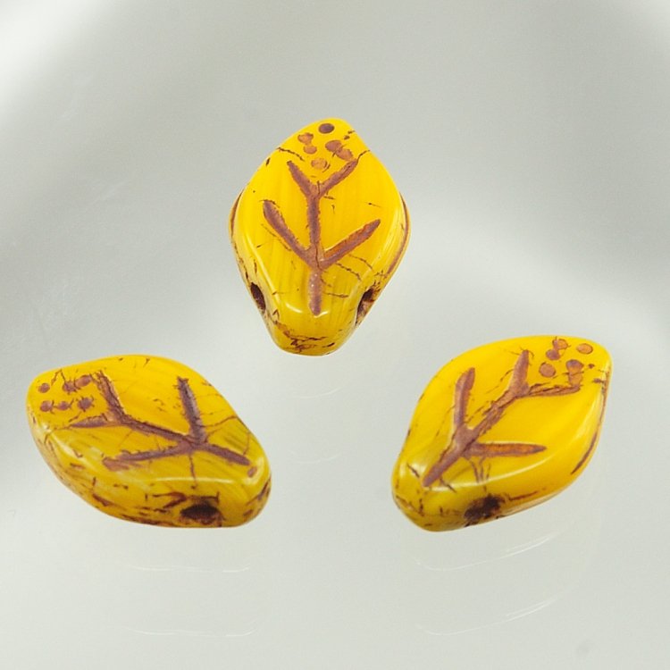 チェコビーズ リーフ12/7mm オールドイエロー フラワー&リーフ ガラス ビーズ アクセサリー ハンドメイド パーツ 手芸|フラワー&リーフ|チェコビーズ