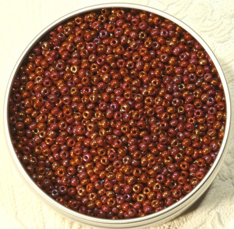 チェコビーズ ロカイル9/0 ローズマルチレインボー【シードビーズ/ロカイル/9/0（約2.5mm）】|シードビーズ|チェコビーズ
