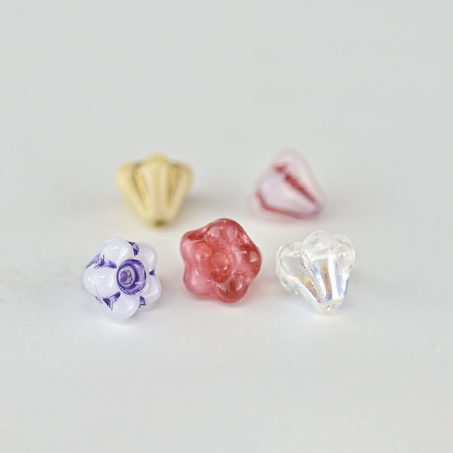 【商談中です】ハンドメイドチャーム⭐チェコドロップとメタルビーズ⭐ベリー チェコハンドメイドビーズ ドロップ モンタナブルー 1個or2個 チェコ