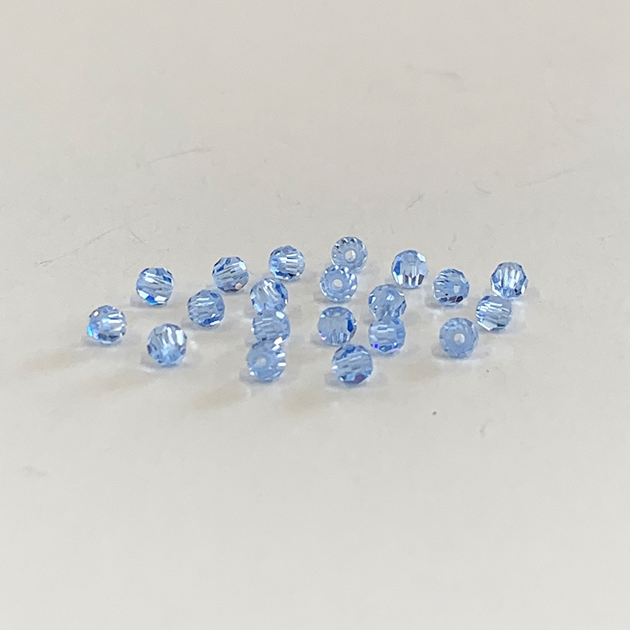 ビーズ引退品 スワロフスキーまとめ売り 大人気 【2024 スワロフスキースペシャルパック5000 7,000円相当