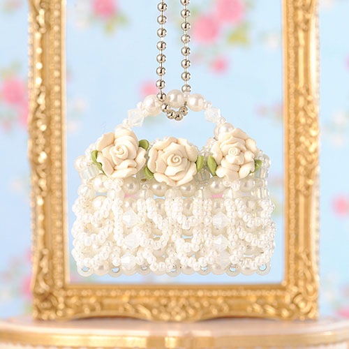 【バラ売り品】【まとめ買い方、複数買い方またはフォロワー樣専用サビース品】 ビーズファクトリー ホワイトローズバッグチャーム BFK200 | アイテム