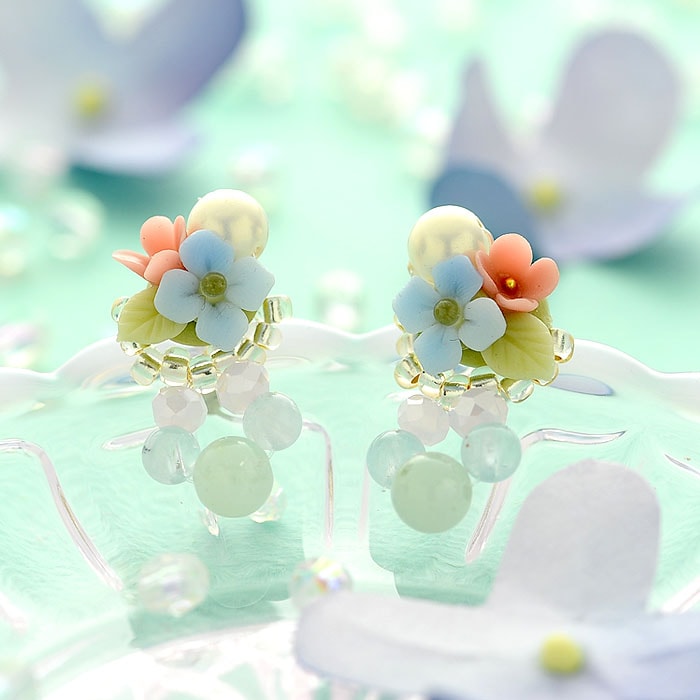 紫陽花ブーケとアクアマリンのピアスorイヤリング 【作家：NARUMIDO