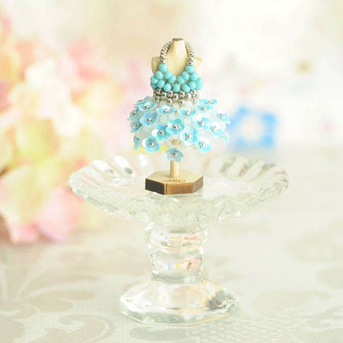 【かなみ】ビスクドール 水色ドレス ティカ Tika キャバドレス ジッパー×チョーカーワンショルダー
